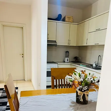 Kristo Apartment-tirane